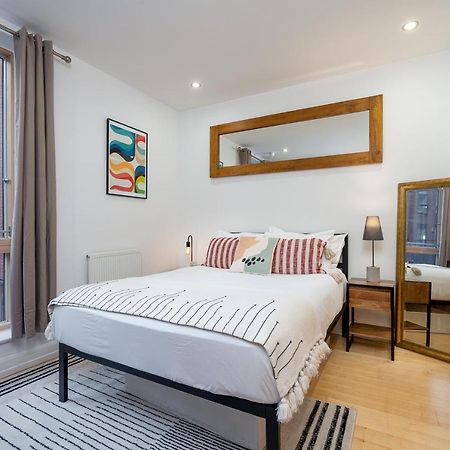 D8 - Canal View Apartment Londres Extérieur photo